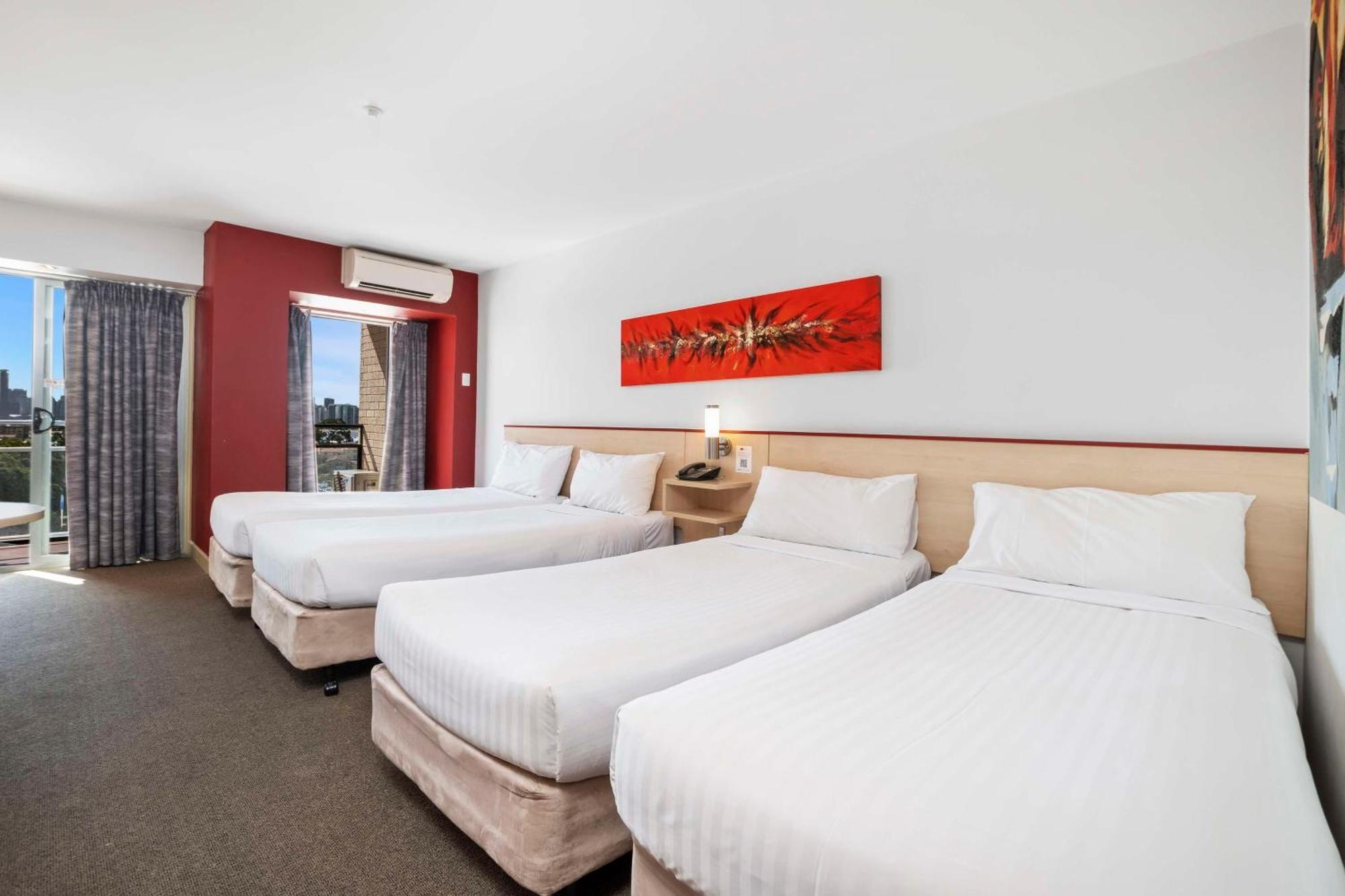 Metro Hotel Perth Extérieur photo